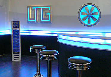 der-tm_torpedomanufaktur_weinstadt_werbung_messestand-design_platz1.jpg